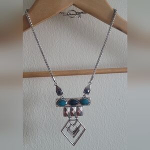 Lucky Brand toggle clasp statement necklace, silver and blue